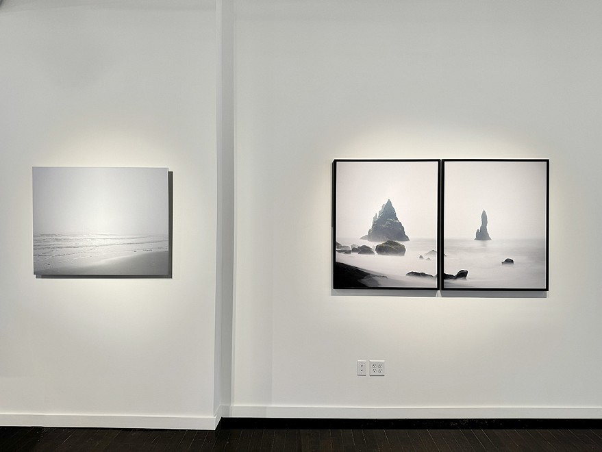Making Waves: Daniel Mirchev & Jonathan Smith - Installation View