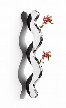 Work:&nbsp;Jenna Krypell Wiggle Vase - Limited edition 37 x 2 x 7 in.
